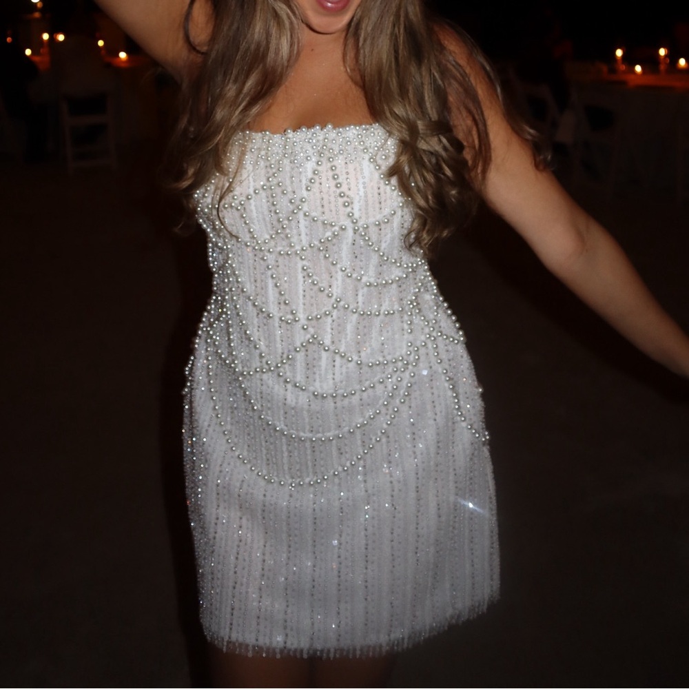 Rosie Etienne White Beaded Dress - Picture 2 of 3